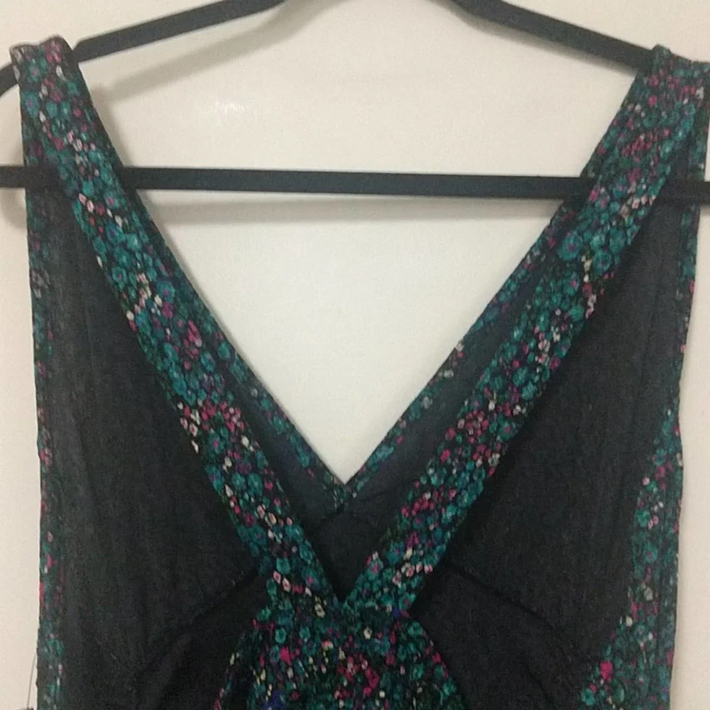 Leith Floral V Neck Ruched Body-con Mini Dress 2x - Picture 9 of 13